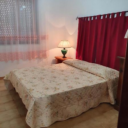 Appartamento A Telti Con Giardino Privato E Posto Auto Exterior foto